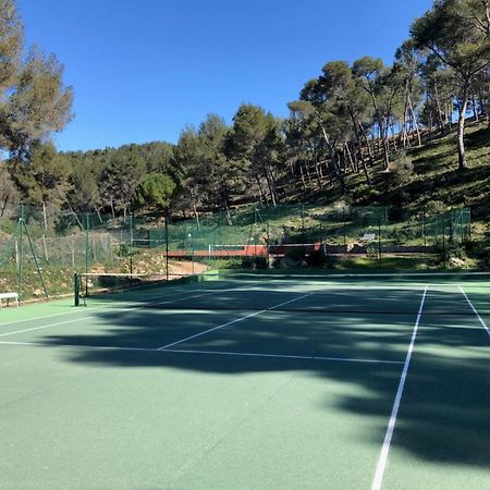 Superbe Appartement Dans Cadre D'Exception - Piscine, Plage Et Tennis Prive باندول المظهر الخارجي الصورة